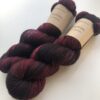 WestWooly merino SW 325 er et meget blødt og lækkert garn. Garnet er spundet tæt hvilket bevirker, at det færdige arbejde ikke 